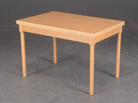 Børge Mogensen for Fritz Hansen. Coffee table / game table, model 4500