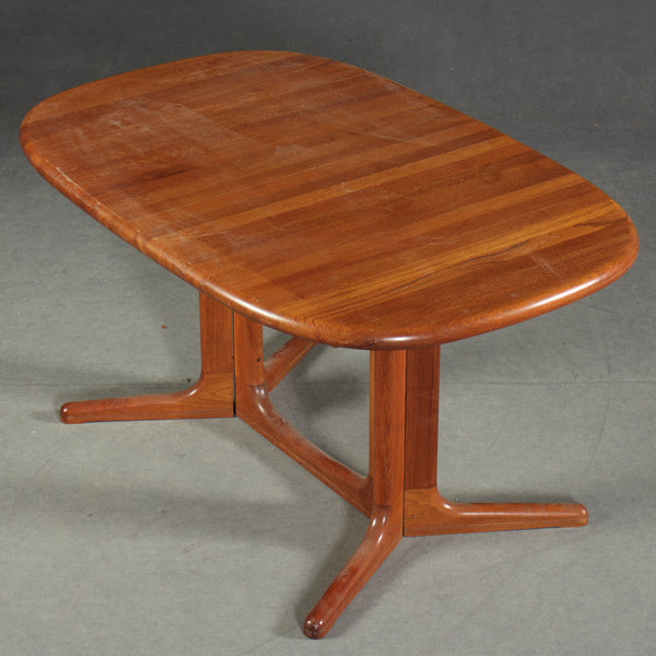 Solid teak dining table, Danish furniture manufacturer