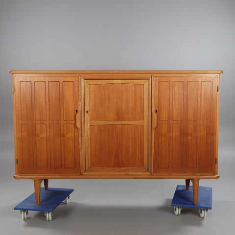 2576326. Beautiful Swedish Teak SIDEBOARD, 1950s/60s,