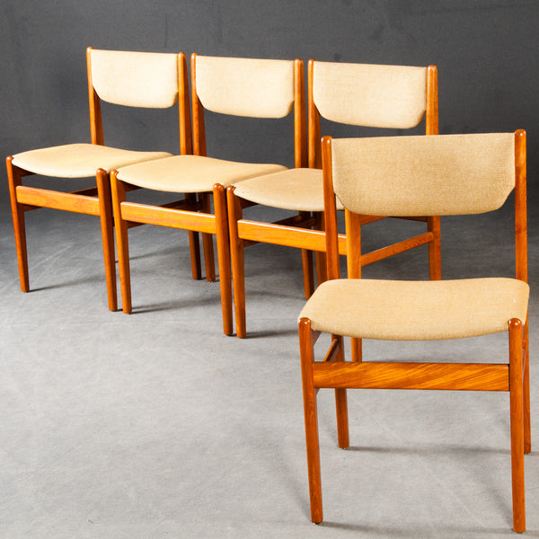 Teak table with 4 solid teak chairs