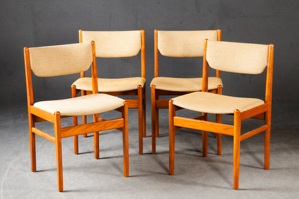 Teak table with 4 solid teak chairs