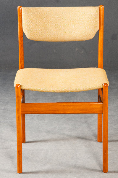 Teak table with 4 solid teak chairs