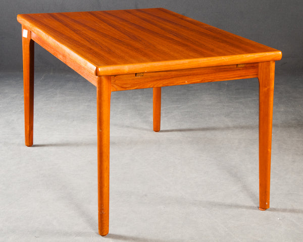 Teak table with 4 solid teak chairs