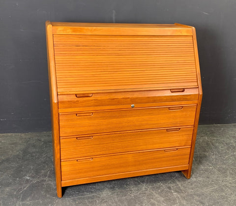 Solid Teak SECRETARY / Make up table/ Desk,/ Chest of drawers by Dyrlund