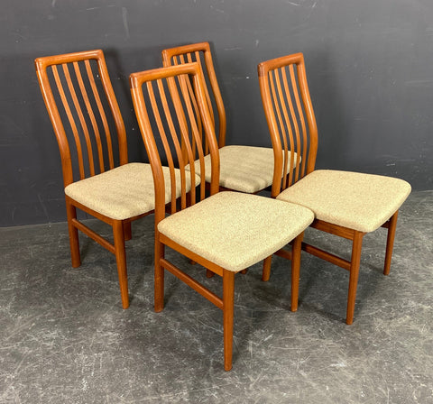2433502. SCHOU ANDERSEN 4 CHAIRS.