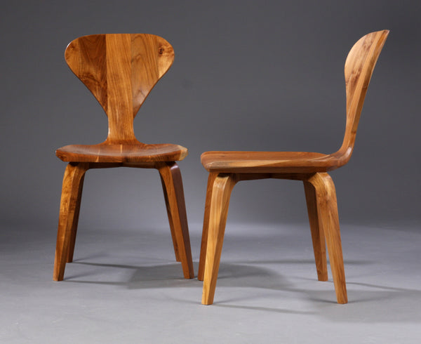 Six dining chairs, solid varnished teak (6)