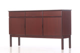 MAHOGANY TABLE, 6 CHAIRS AND SIDEBOARD- Skovby, Findahl.