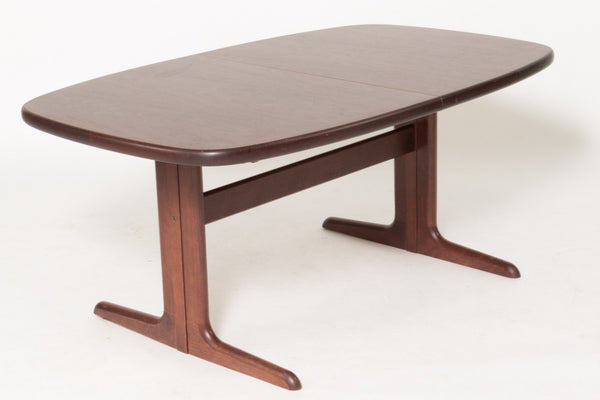 Mahogany Dining table . Skovby Furniture.