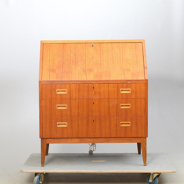 SECRETARY, Teak, 3 drawers and 6 small drawers behind the drop leaf.