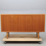 Swedish Teak SIDEBOARD, around the middle of the 20th century.