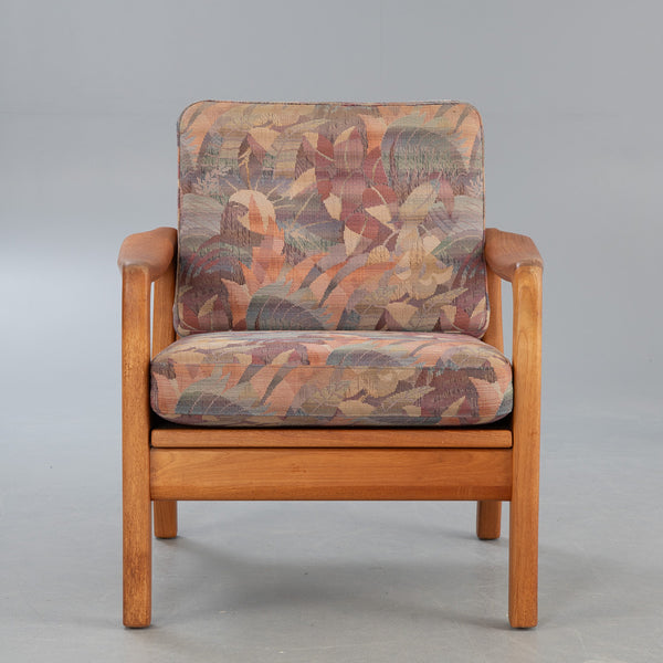 Solid teak frames Love seat and natching armchair with wool fabric by JUUL KRISTENSEN