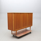 SIDEBOARD/LINEN CABINET. 1960s.