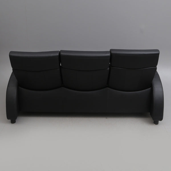 BLACK LEATHER SOFA - Stressless, Ekornes.