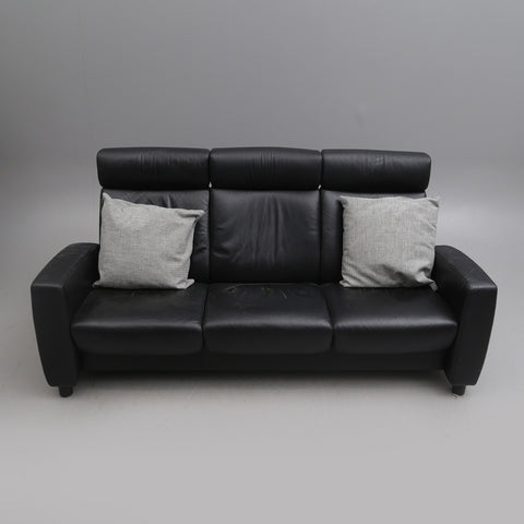 BLACK LEATHER SOFA - Stressless, Ekornes.