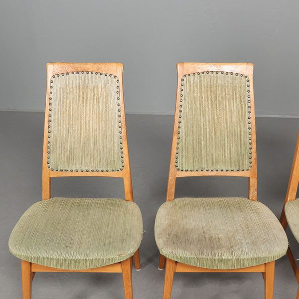 BERTIL FRIDHAGEN. A set of 4 OAK chairs, Bodafors.