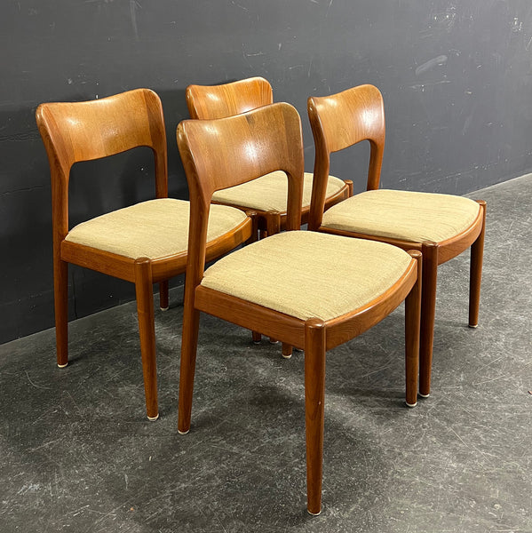 4 SOLID TEAK CHAIRS. NIELS KOEFOED.