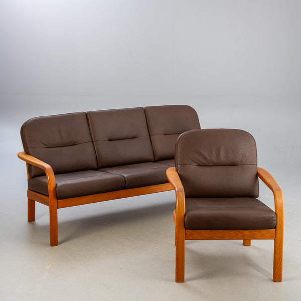 Teak brown leather sofa set: armchair + sofa, brown leather, HOLSTEBRØ.