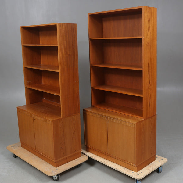 A set of 3 teak bookcases, 1960/1970's.