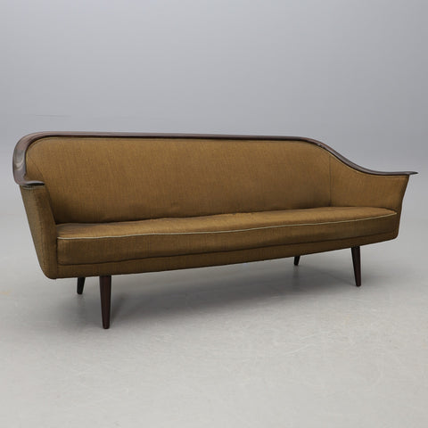 ROSEWOOD SOFA FREDRIK KAYSER, MODEL 550, Vatne Lenestolfabrikk, Norway, 1960s.
