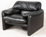 Vico Magistretti, 2-seater sofas and one chair model Maralunga in black leather for Cassina (2)