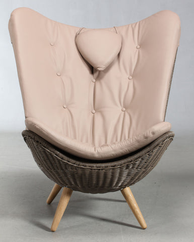 Corollo Butterfly Lounge Chair by Knud Vinther*