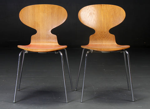 Two Ant Chairs with Moulded Varnished Oak and Chromed Tubular Steel Legs by Arne Jacobsen