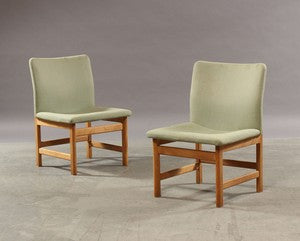 Two Model 231 Oak Dining Chairs with Light Green Wool Upholstery by Borge Mogensen