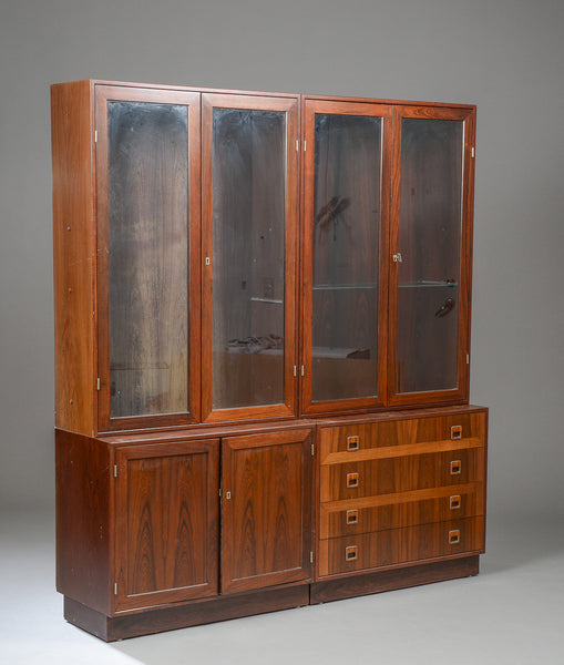 Dyrlund, two display cases of rosewood