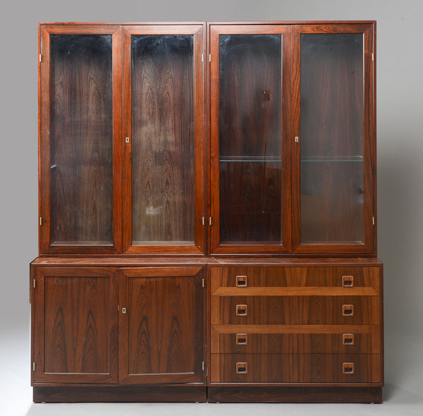 Dyrlund, two display cases of rosewood