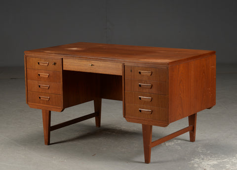 Freestanding teak desk