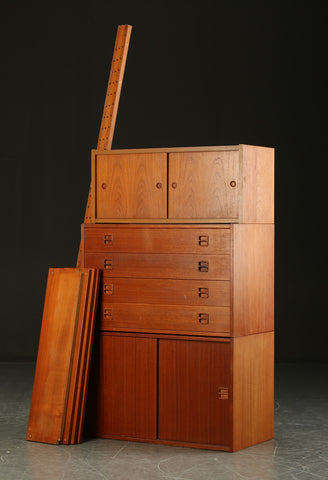 Teak wall shelving system, 1950s,
