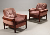 Danish furniture manufacturer. Pair of armchairs (2)