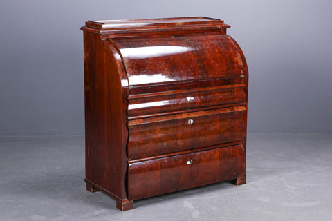 Chatol of mahogany