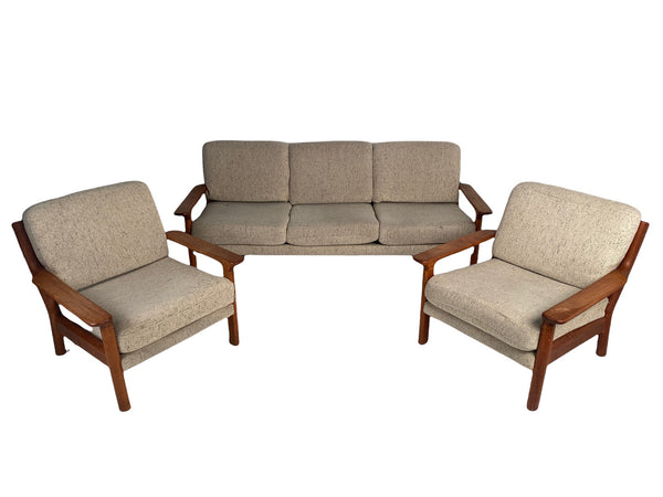Solid Teak seating group, sofa and two armchairs (3).
