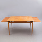 TABLE, 1950s / 60s.