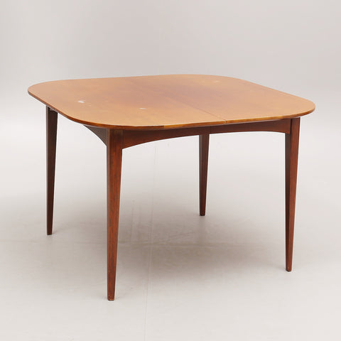 Mahogany dining Table, second half of the 20th century.