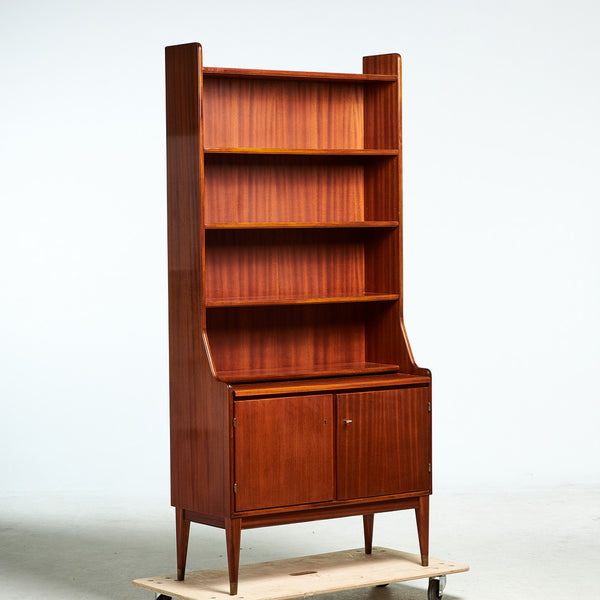 BOOK SHELVES / pull out desk / secretary in mahogany, with brass details