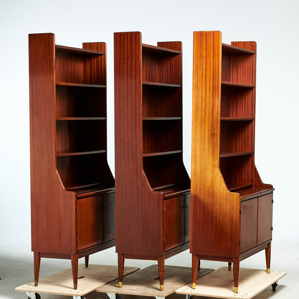 BOOK SHELVES / pull out desk / secretary in mahogany, with brass details
