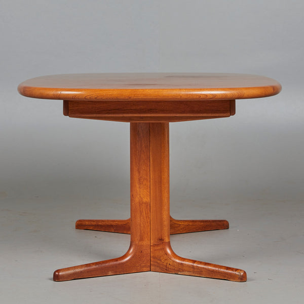 Glostrup, solid teak extendable dining table, 1970s, Denmark.