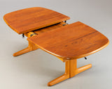 coffee table / dining table. Height-adjustable teak table.