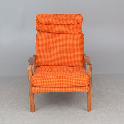 ARMCHAIR, teak, mid-20th century.